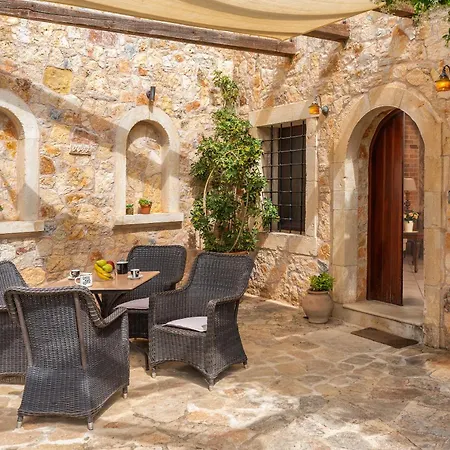 بيت للعطل Artemis Traditional